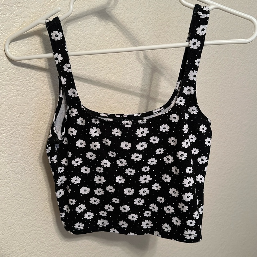 Never worn. Black tank top. Forever 21.